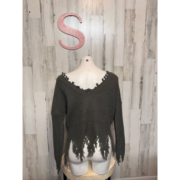 Say What? Distressed Hem Gray Knit Sweater Women’s Size Small - Picture 3 of 6